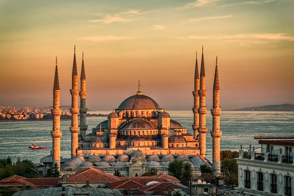 Prise électrique en Turquie et électricité : le guide complet pour voyager sereinement